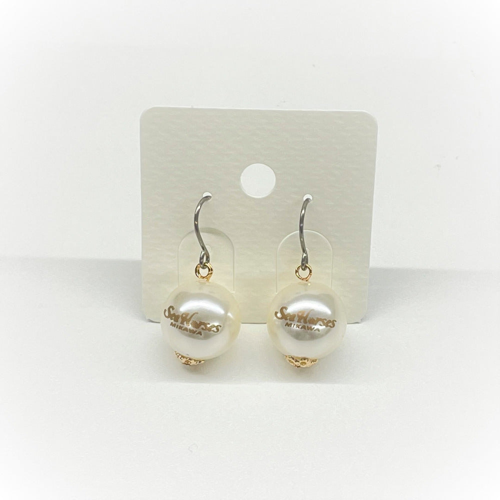 ロゴパールピアス